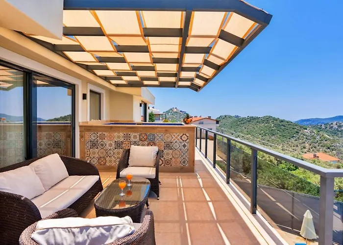 6 Bedroom With Seaviews - 5 Min Drive To The Town 别墅