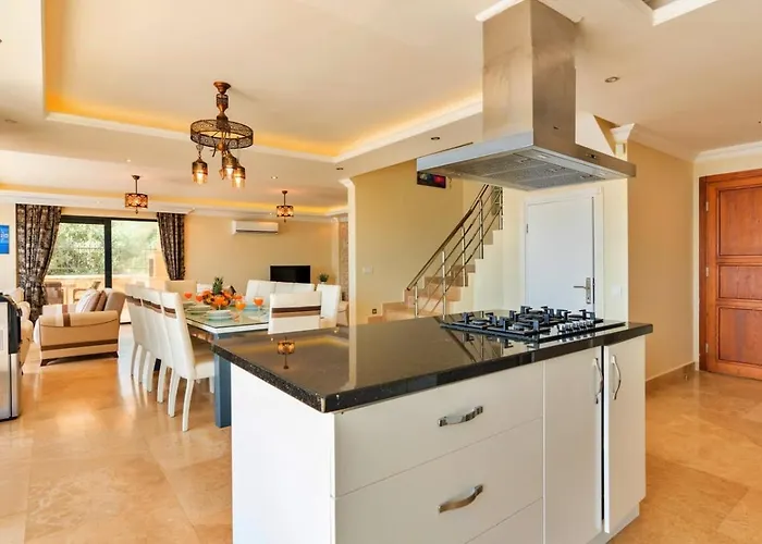 6 Bedroom With Seaviews - 5 Min Drive To The Town * 卡尔坎